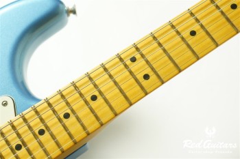 American Professional Classic Stratocaster - Faded Lake Placid Blue